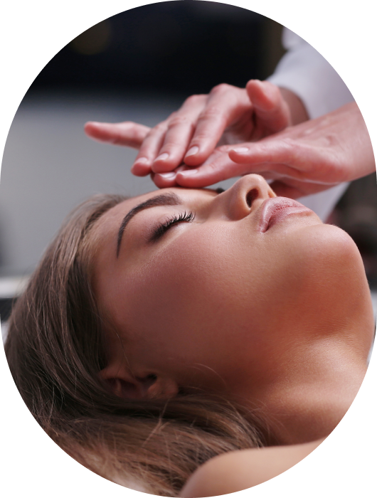 person conducting reiki therapy, reiki massage